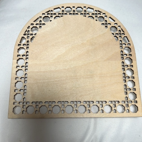 Wooden Baby Announcement Sign - Picture 2 of 4